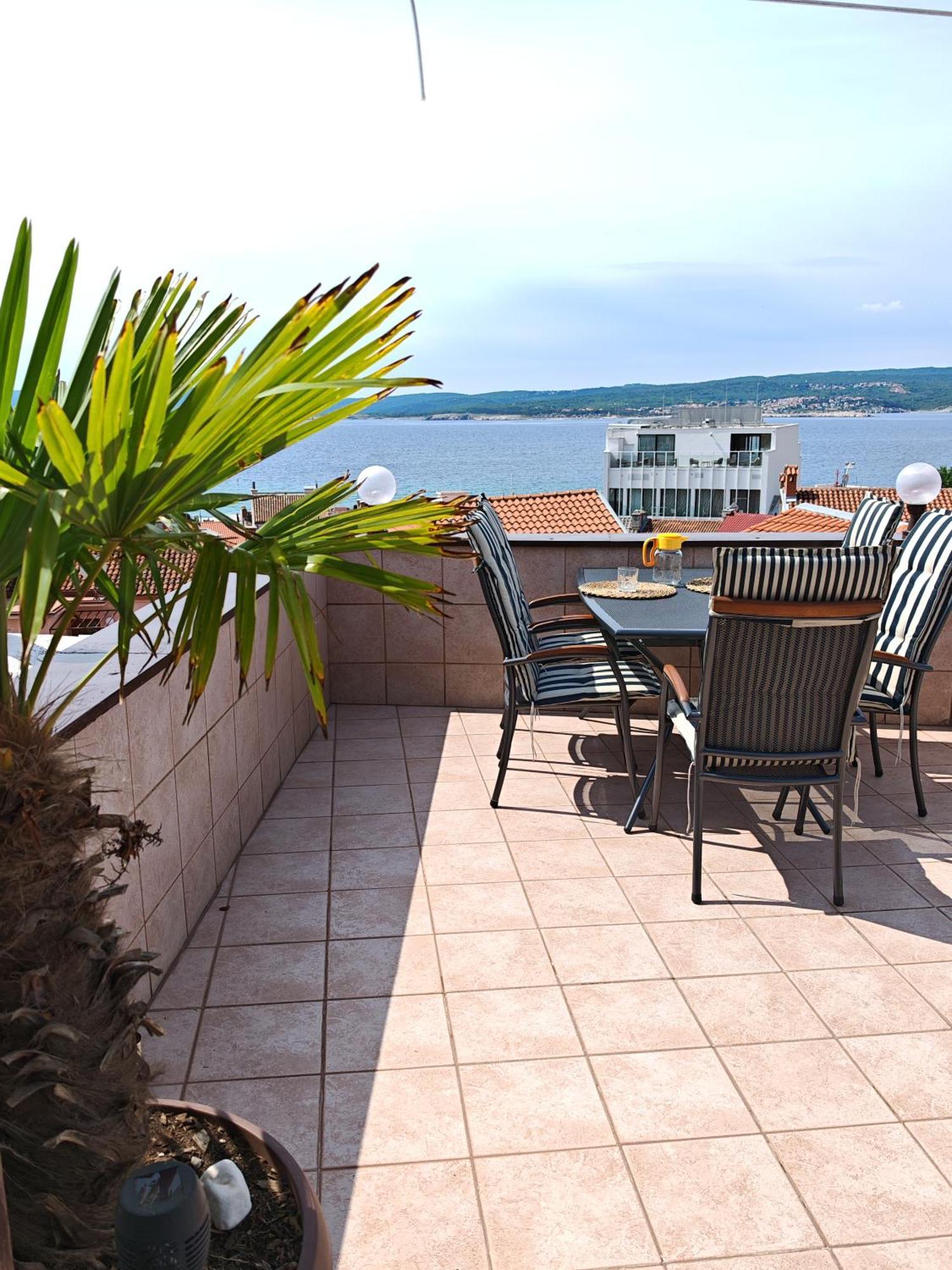 Apartman Vera Crikvenica Buitenkant foto