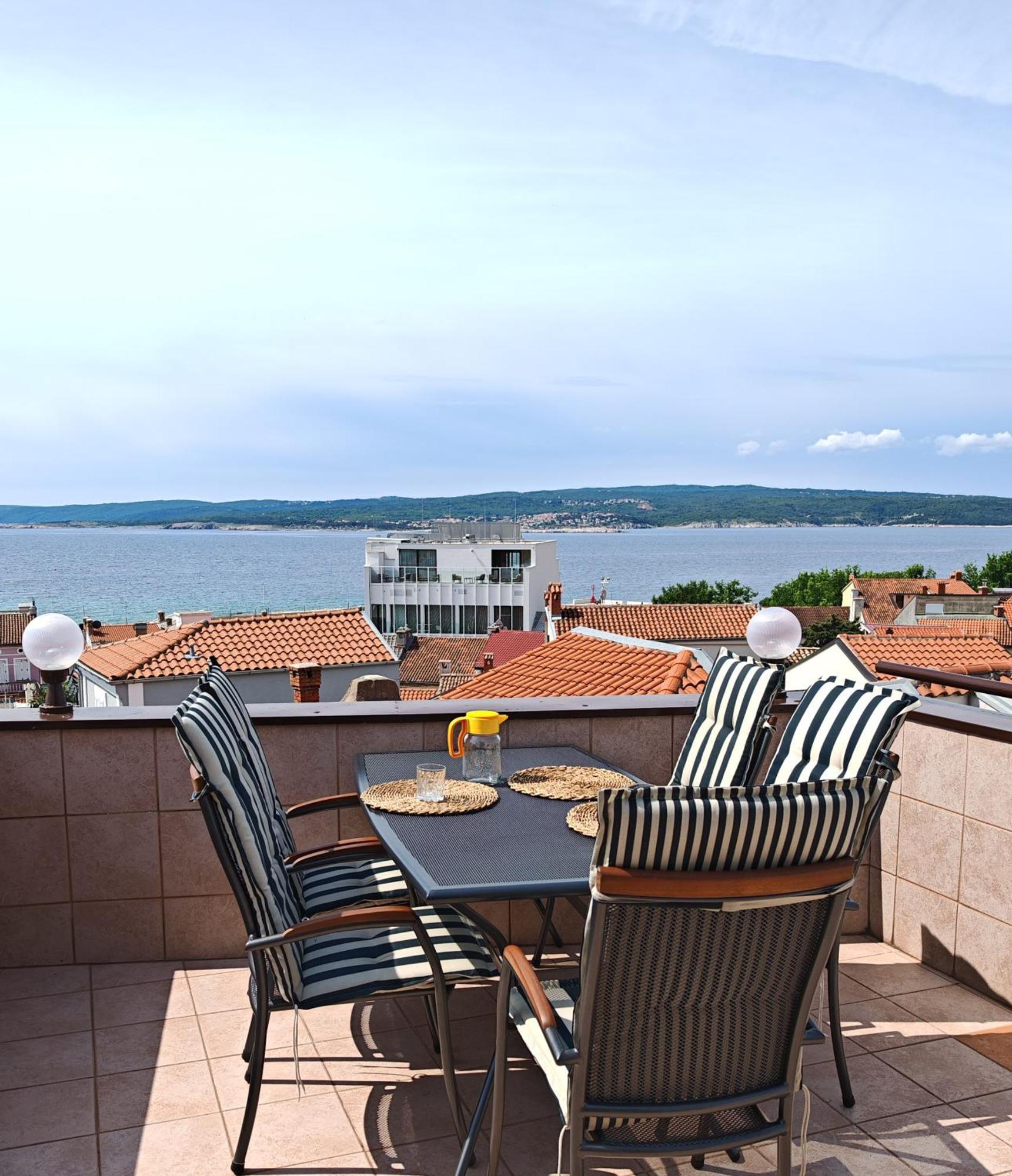 Apartman Vera Crikvenica Buitenkant foto